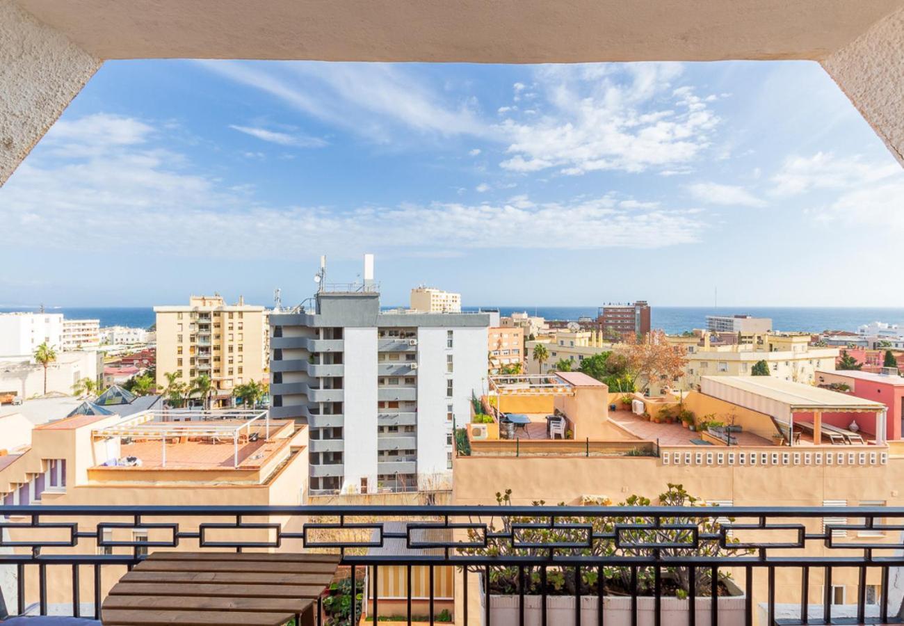 Reformado Apartamento En El Centro Con Vista Al Mar Torremolinos Exterior foto